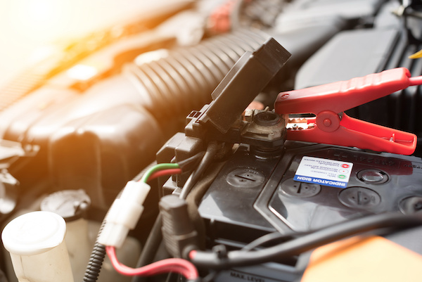 5 Signs That Indicates Your Car Battery Is Dying