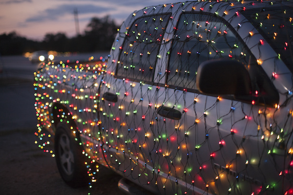 Fun Ways to Decorate Your Car for the Holidays