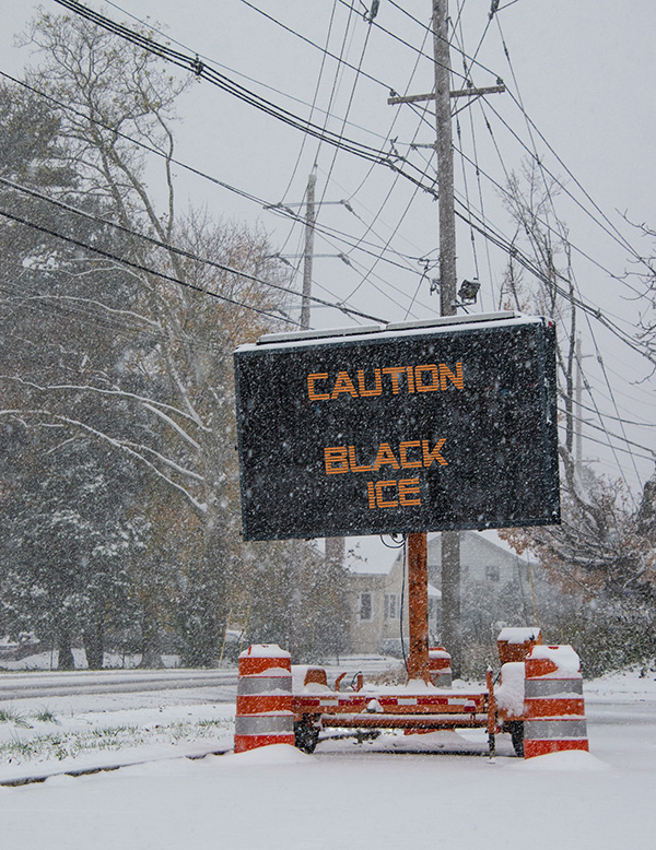 How to Recognize and Avoid Black Ice While Driving